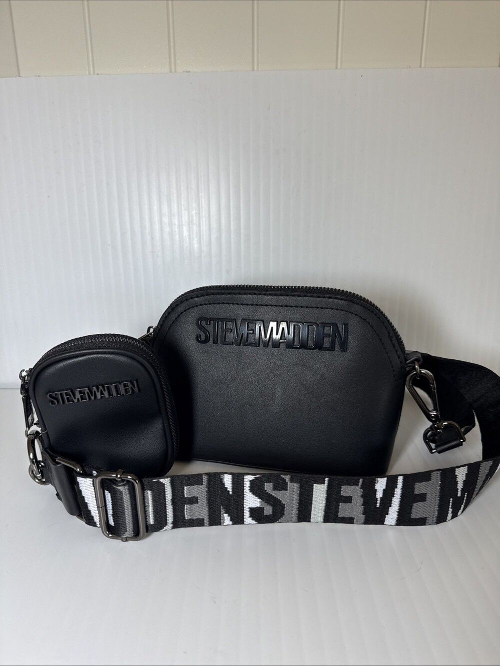 Steve Madden Crossbody Bag W/Mini Wallet